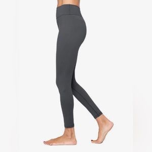 NWT Whisper Active Rebecca Legging